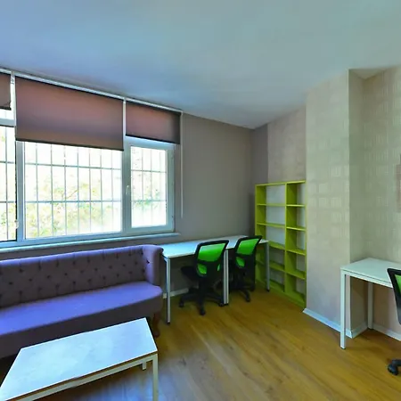 Hotel Campucity Kiz Ogrenci Yurdu Sisli - Istanbulská provincie