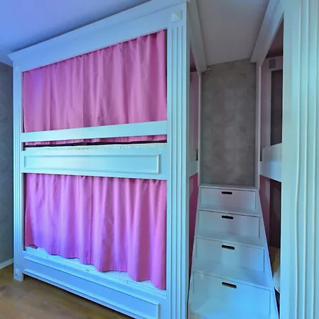 Campucity Kiz Ogrenci Yurdu Sisli -