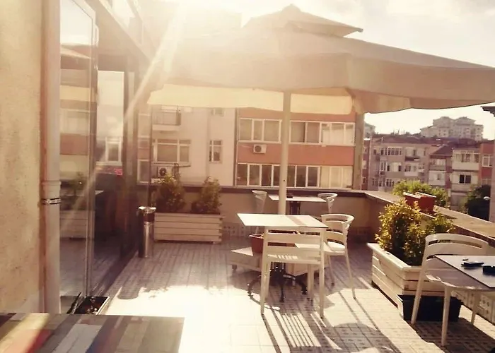 Campucity Kiz Ogrenci Yurdu Sisli - *