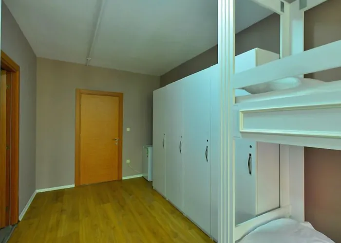 Campucity Kiz Ogrenci Yurdu Sisli -